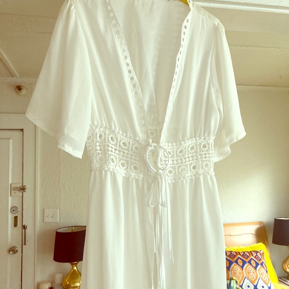 Other - Long white kimono beach cover up robe sleepwear